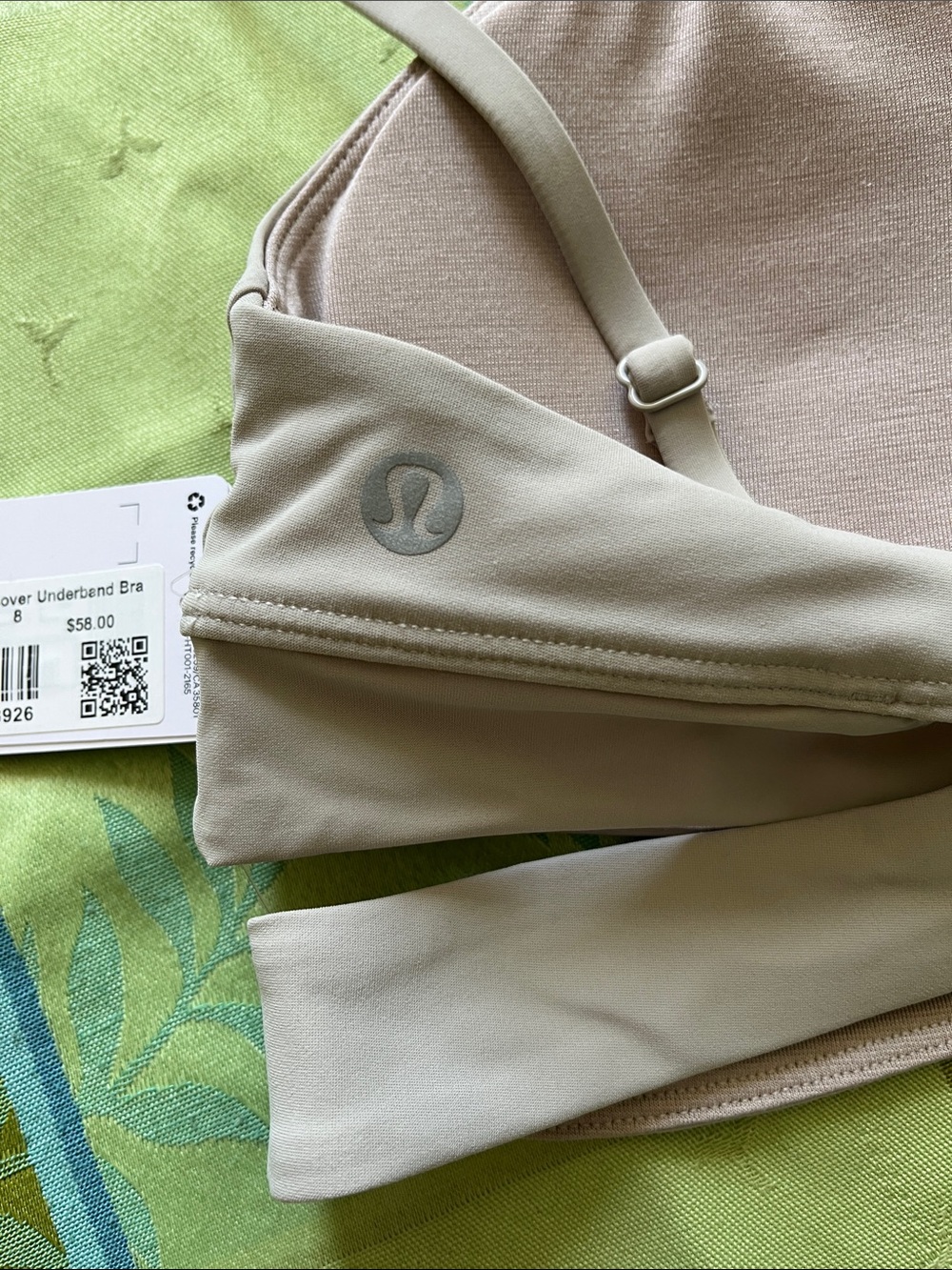 🆕 Lululemon V-neck Crossover Underband Bra in Raw Linen, size 8 - Picture 3 of 5